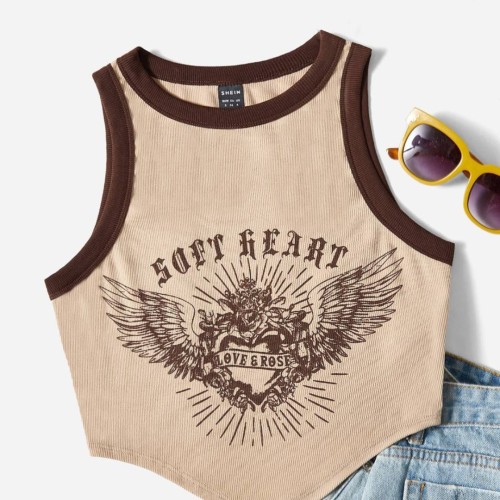 Soft Heart Graphic Crop Tank Top